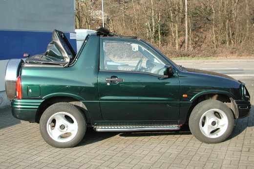 Suzuki Grand Vitara Klappverdeck schwarz Kleintransporter, Fahrzeug, Auto, Rad, Jeep