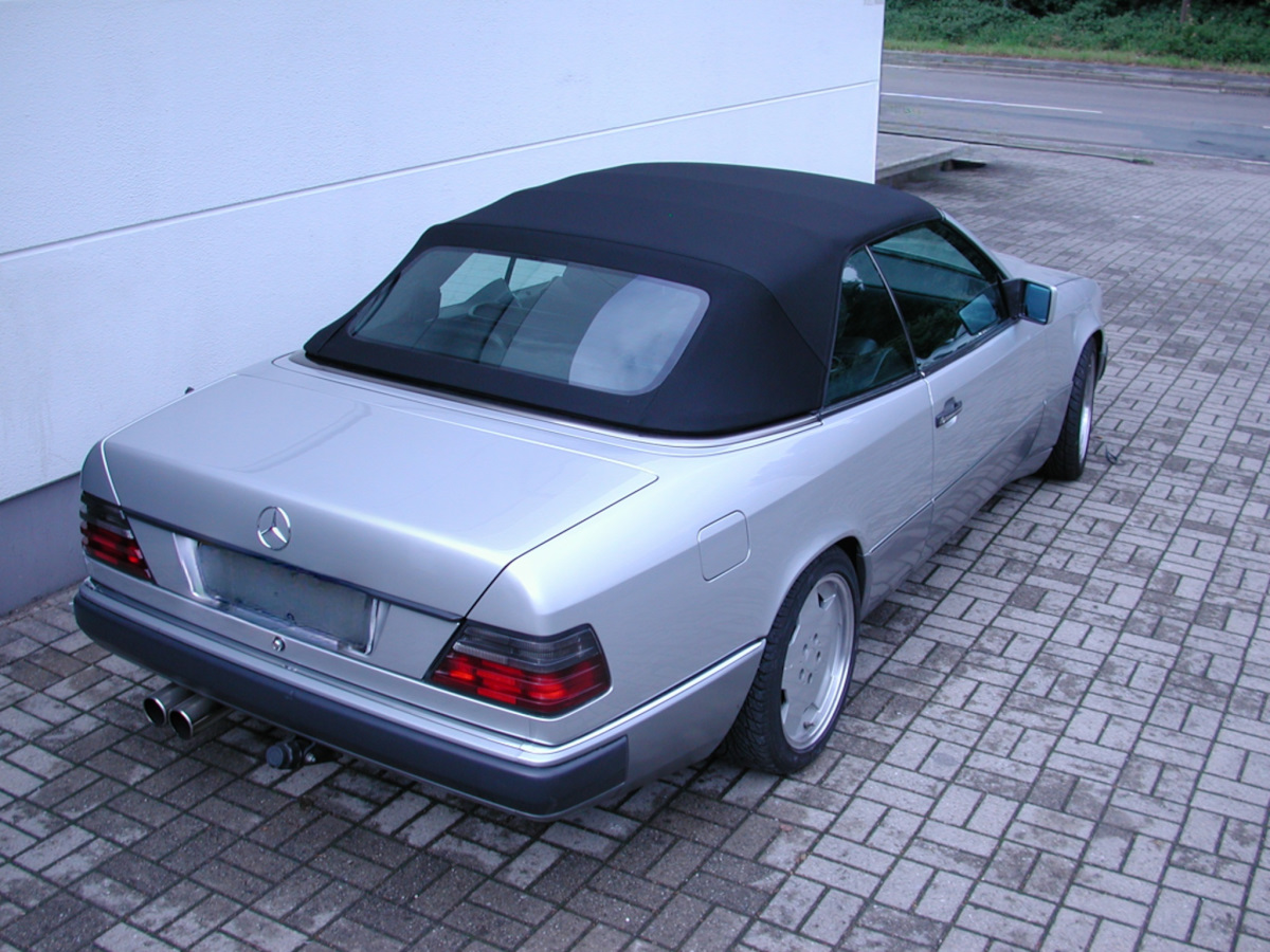 Mercedes, Cabriolet, Silber, Softtop, Auspuff