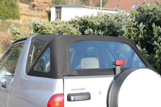 Suzuki Grand Vitara Klappverdeck schwarz Kissen, Dekoration für Zuhause, Auto, Transport, Fahrzeug